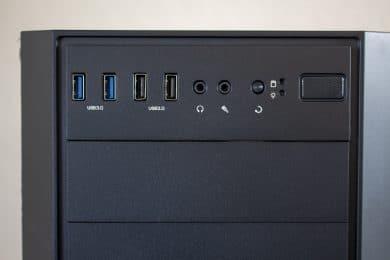 Examen de la tour midi Thermaltake Versa H26 TG