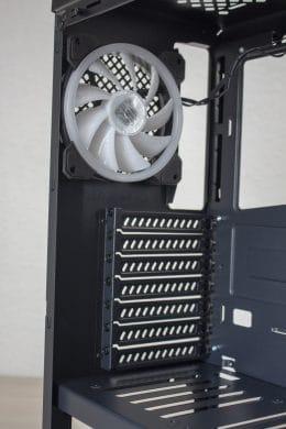 Kolink Horizon RGB : une tour midi spacieuse avec beaucoup de verre et RVB examinée