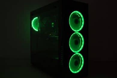 Kolink Horizon RGB : une tour midi spacieuse avec beaucoup de verre et RVB examinée