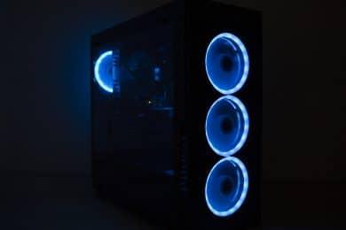 Kolink Horizon RGB : une tour midi spacieuse avec beaucoup de verre et RVB examinée