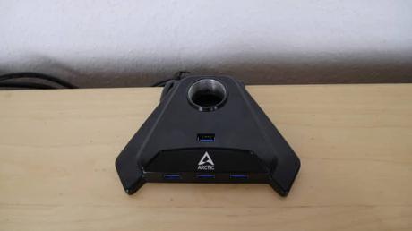 Examen du support de moniteur Arctic Z2 Pro (Gen 2)