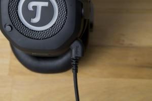 Teufel Cage : Excellent premier casque de jeu fabriqué à Berlin Cage Teufel avec câble USB connecté