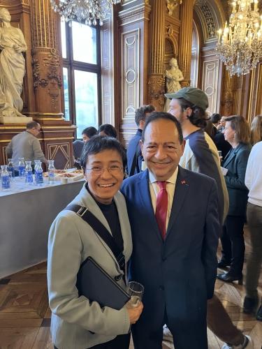 Un immense honneur de retrouver des militants et des citoyens d’honneur de Paris IMG_9909.jpeg