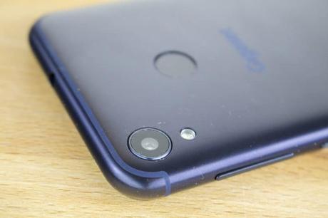 Gigaset GS185 : le smartphone « Made in Germany » testé