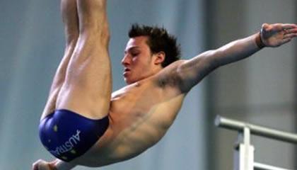 Matthew Mitcham remporte une medaille d'or aux JO