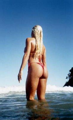 Déesse surf photos nues Joana Prado