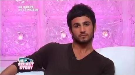 Secret story - Cyril, entre l’amour ou l’argent? il a choisi ! (VIDEO)