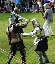 Cracheurs de feu et tournois à la fête médiévale du Château de Sierck (photos)