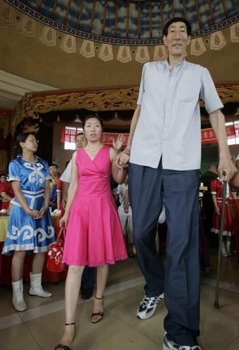 Bao Xishun est de nouveau l'homme le plus grand du monde