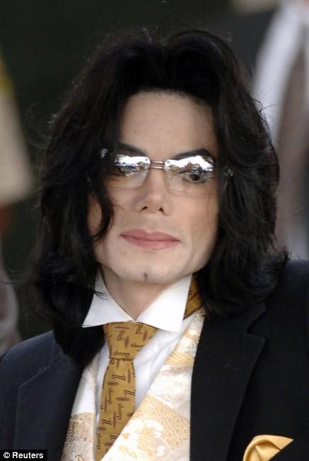 Le visage de Michael Jackson sans la chirurgie