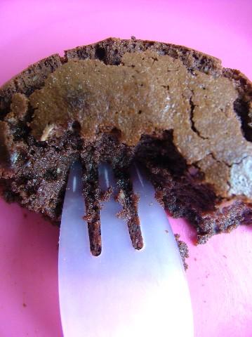 Gâteau au chocolat & caramel sans beurre... et sans remords