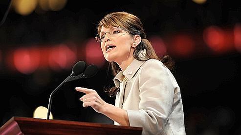 Sarah Palin a attaqué de front et sans ménagement le candidat démocrate Barack Obama.