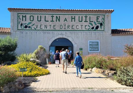 Le Château de Laurens à Agde, la Ferme Marine à Marseillan et le Moulin à huile du Mont Ramus à Bessan
