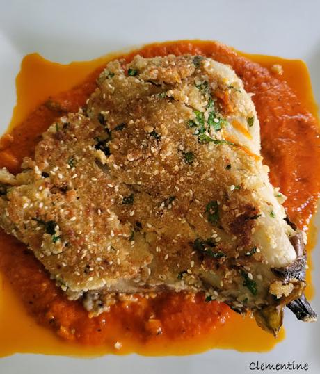 Escalope d'aubergine croustillante en sauce tomate Escalope d'aubergine croustillante en sauce tomate