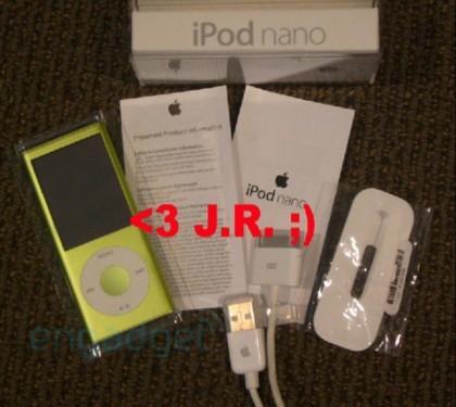 Le nouvel iPod Nano 4G en dehors de sa boîte !