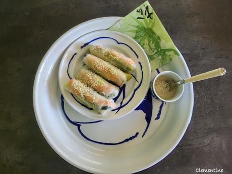 Rouleaux de printemps aux crevettes, concombre, avocat et basilic Rouleaux de printemps aux crevettes, concombre, avocat et basilic