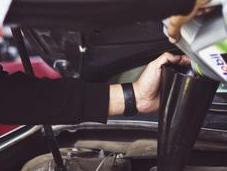 astuces pour réduire budget auto sans compromettre sécurité