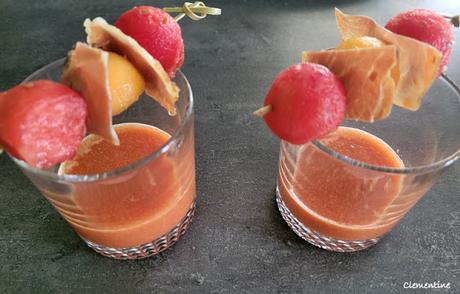 Gaspacho melon pastèque et chips de jambon