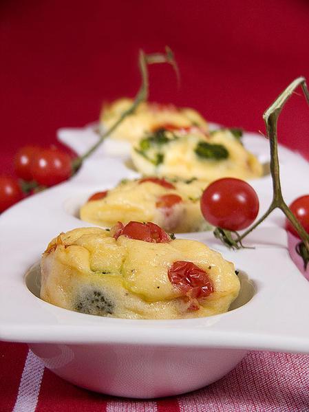 Muffins brocolis/tomates cerises