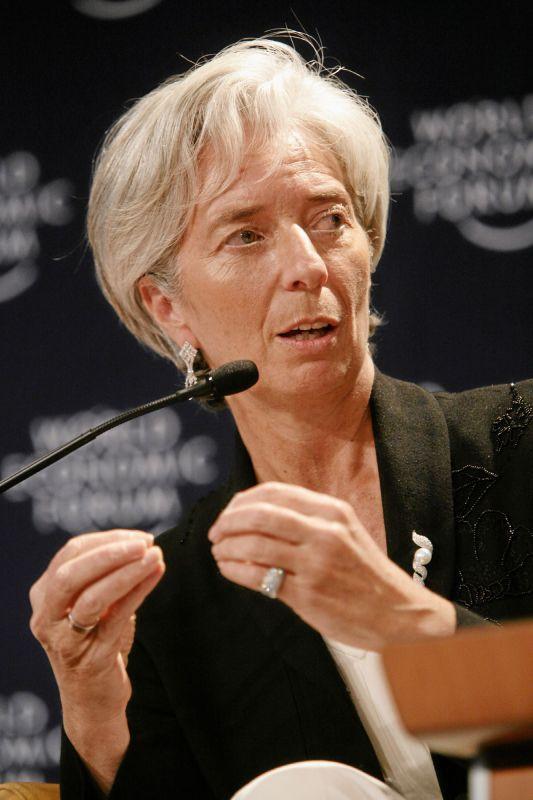Christine_Lagarde_chatel_prix_carburant_essence_petrole_ministre_economie
