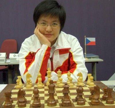 La jeune joueuse d'échecs chinoise Hou Yifan 