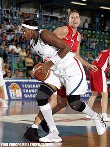 Euro 2009: Difficile victoire en Roumanie