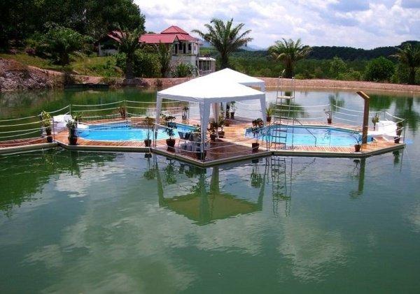 Piscines flottantes