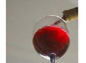 voleur contente d'un verre câlins