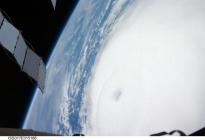 L'ouragan Ike depuis la station spatiale internationale, 220 miles