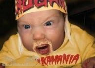 Humour : un bébé transformé en personnages célèbres Bébé Hulk Hogan