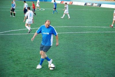 Echecs et foot: Jean-Claude Moingt joue pour l'Unicef