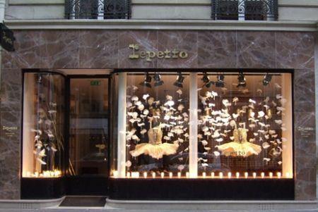 Des chaussures et des vêtements chez Repetto boutique