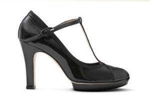 Des chaussures et des vêtements chez Repetto noir_vernis_prix