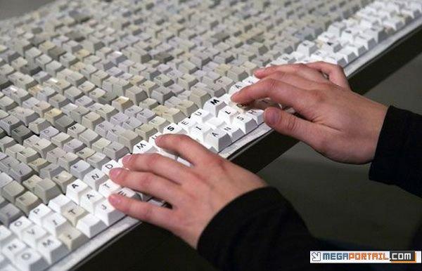 Le clavier le plus grand du monde - Paperblog
