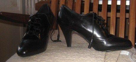 Le retour de la chaussure qui tue.... Chaussures.jpg