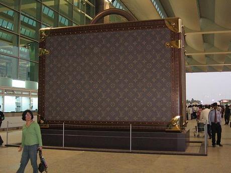 Un fantôme au Bangalore International Airport bialvuitton