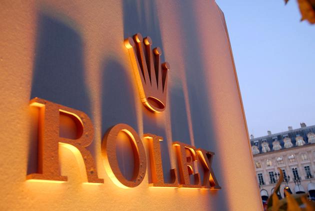 Tente avec logo ROLEX place Vendôme 