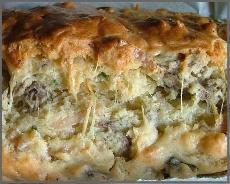 Cake persillé aux champignons & au poulet Cake persillé aux champignons & au poulet