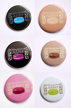 Macarons addict : arrivage de badges Glam !!!!