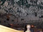 murs bars couverts billets banque