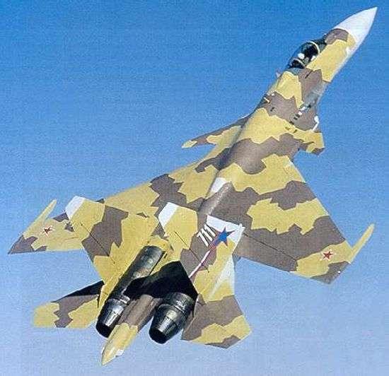 Su-37 (T-10M-11) et la poussée vectorielle ...