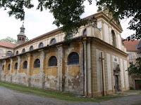 Ailleurs: La prodigieuse abbaye de Plasy