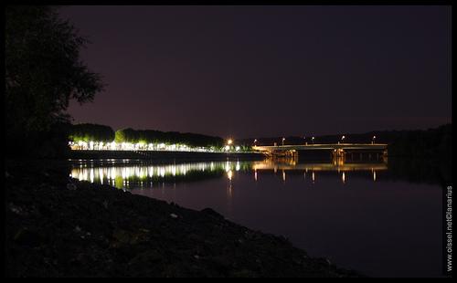 L'esplanade quais night