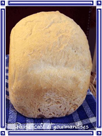 Un bon p'tit pain tout simplement Un bon p'tit pain tout simplement