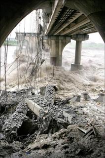 Typhon Sinlaku passé, blessures sont restées