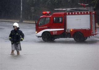Typhon Sinlaku passé, blessures sont restées
