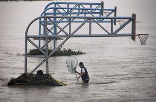 Typhon Sinlaku passé, blessures sont restées