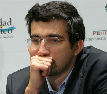 la champion d'échecs russe Vladimir Kramnik