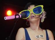 Katy Perry sort le grand jeu en concert
