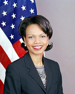 Portrait officiel de l'actuelle secrétaire d'État, Condoleezza Rice en février 2005.
